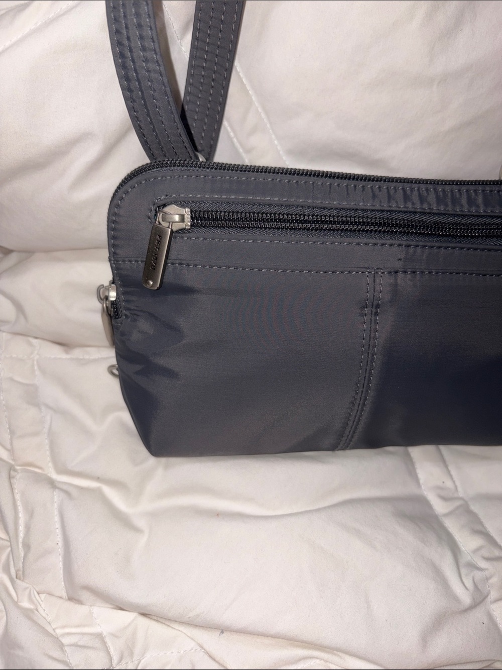 Nwot TRAVELON CONVERTIBLE CROSSBODY & WAIST BAG - Picture 10 of 10